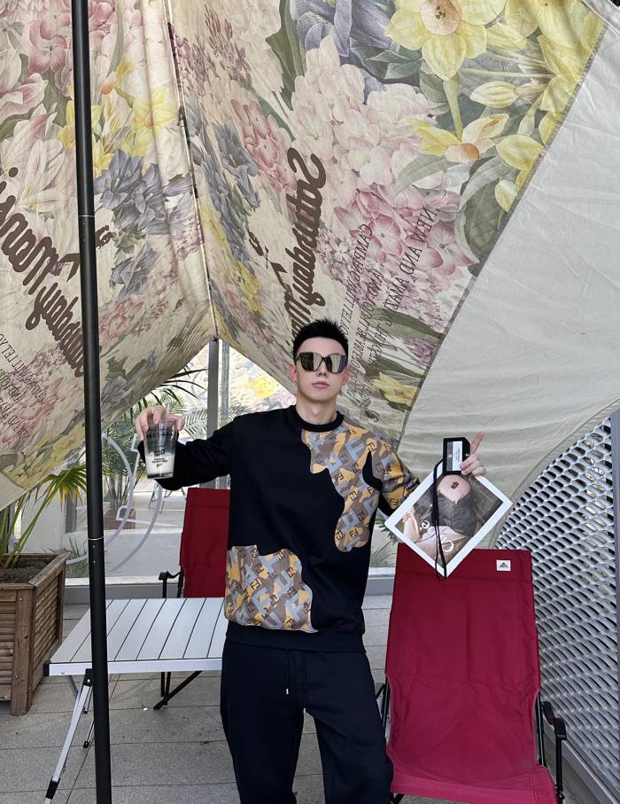 Clothes Fendi 222