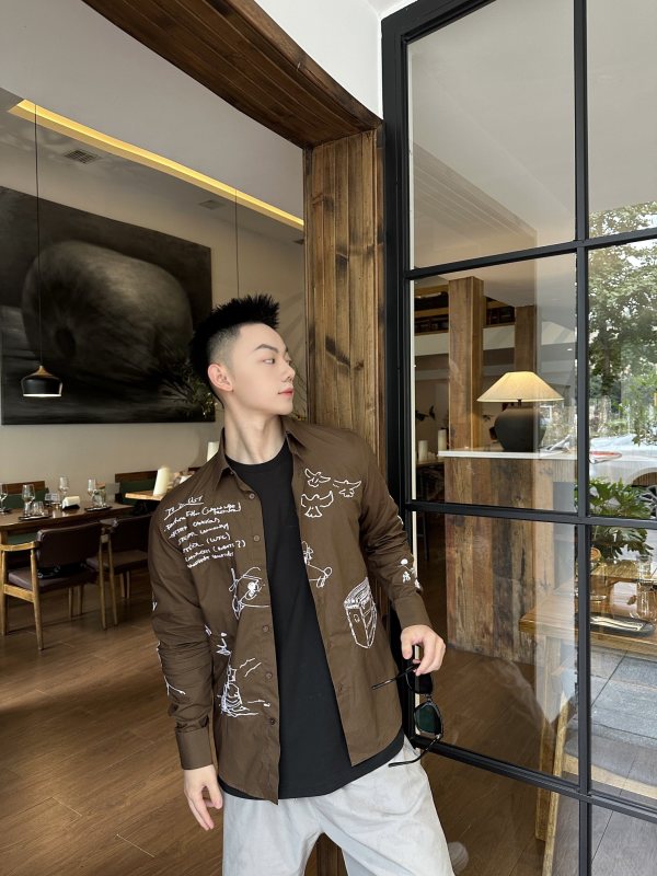 Clothes Louis Vuitton 1030