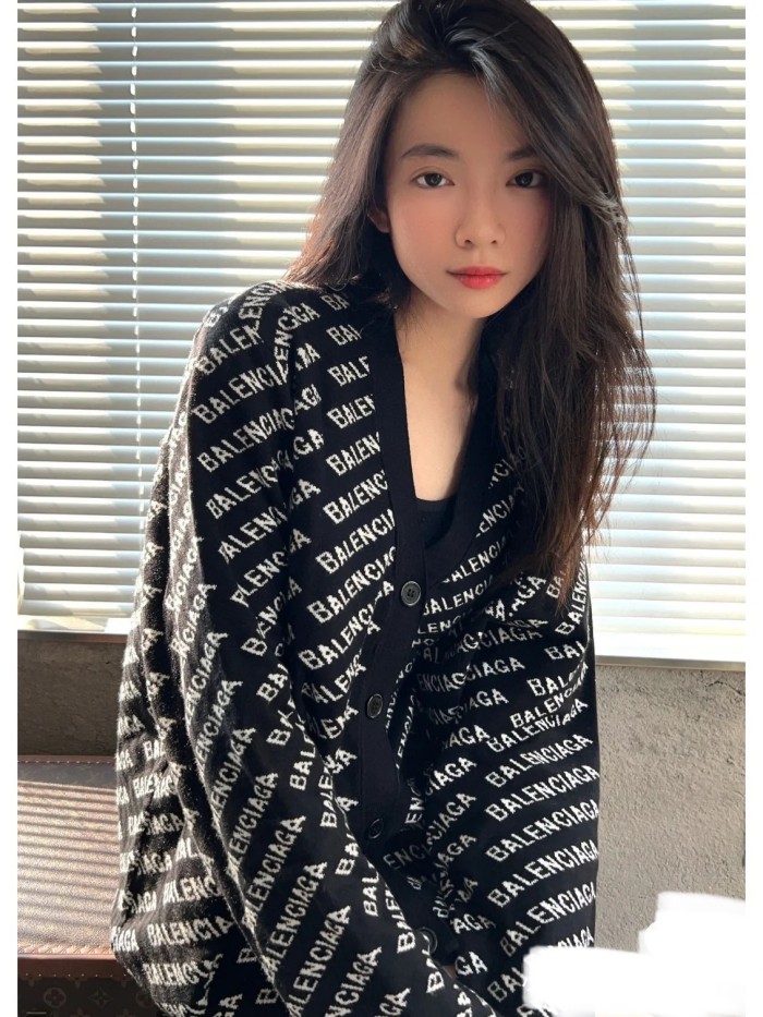 Clothes Balenciaga 735