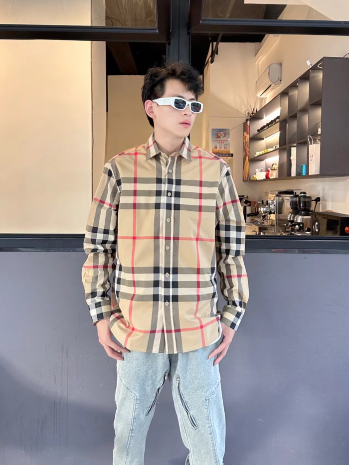 Clothes Burberry 585