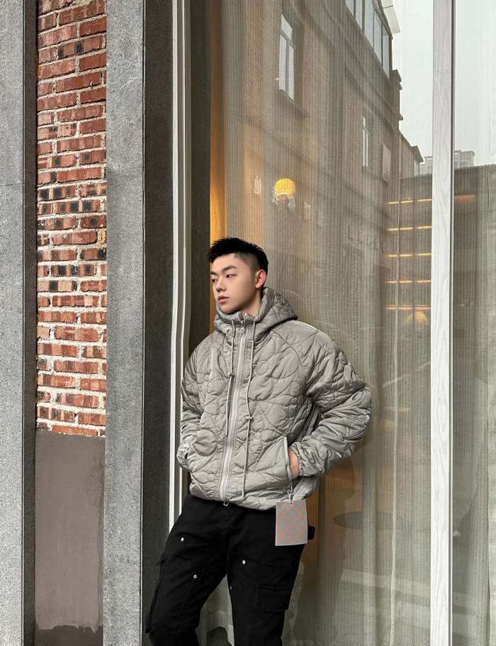 Clothes Louis Vuitton 1031