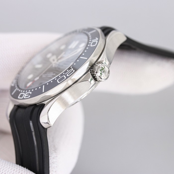 Watches OMEGA 89238899 size:40*12 mm