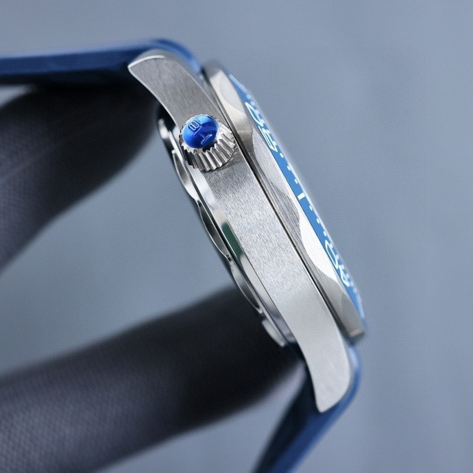 Watches OMEGA TT 318585 size:42*11 mm