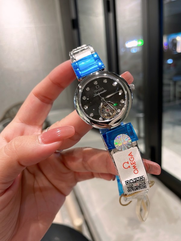 Watches OMEGA Ladymatic 318769 size:35*12 mm