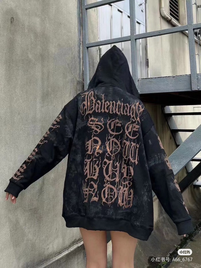 Clothes Balenciaga 753