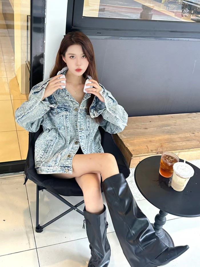 Clothes Louis Vuitton 1044