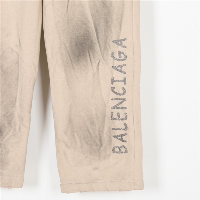 Clothes Balenciaga 747