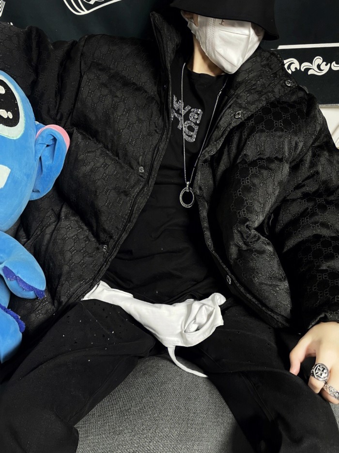 Clothes Balenciaga 739