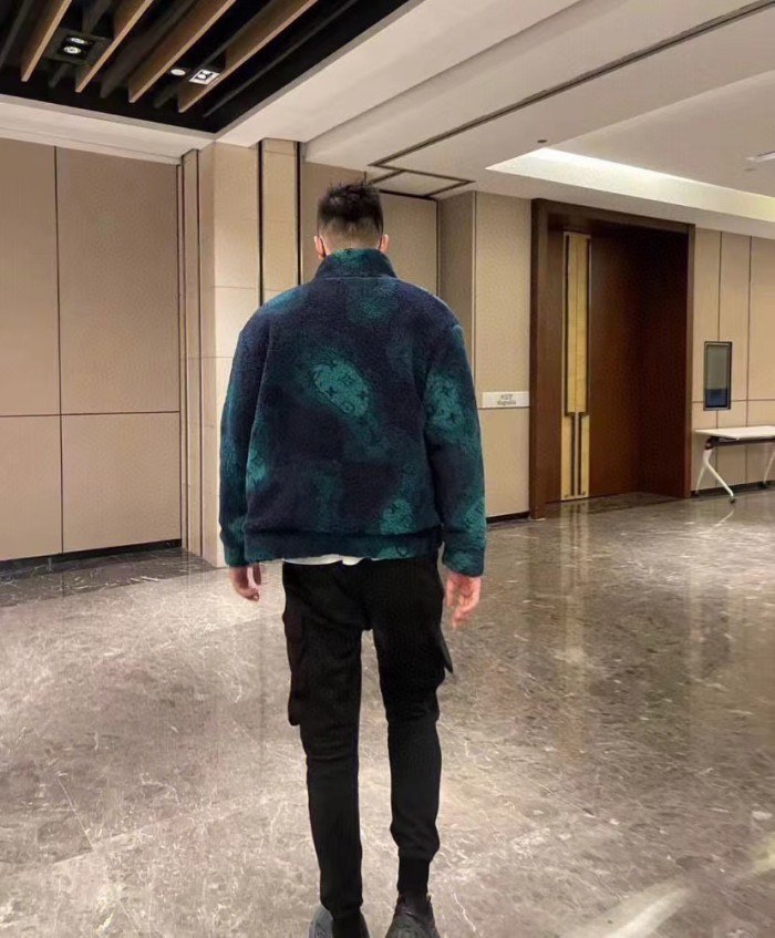 Clothes Louis Vuitton 1042