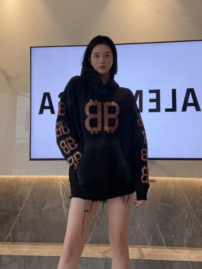 Clothes Balenciaga 751