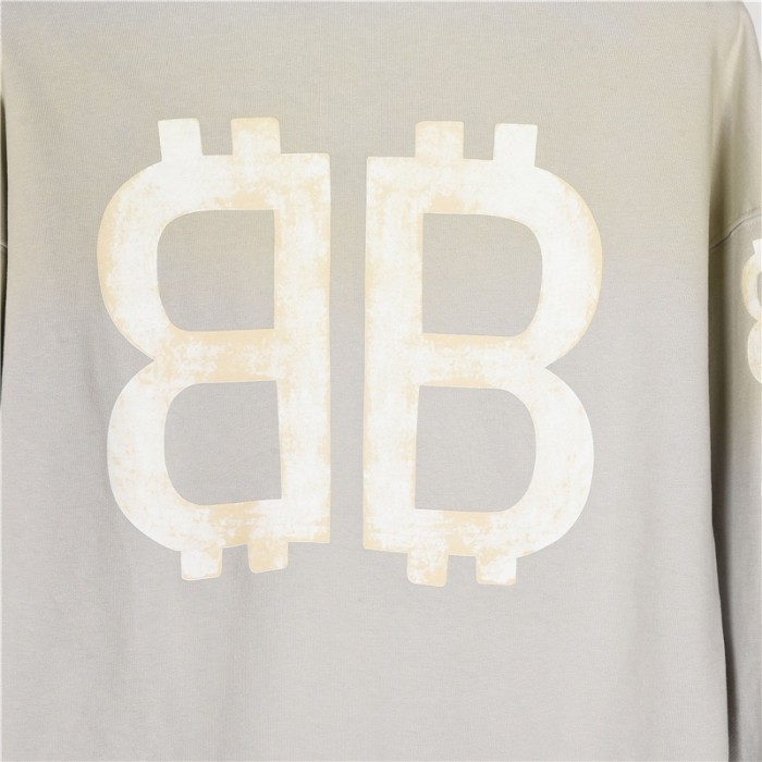 Clothes Balenciaga 752