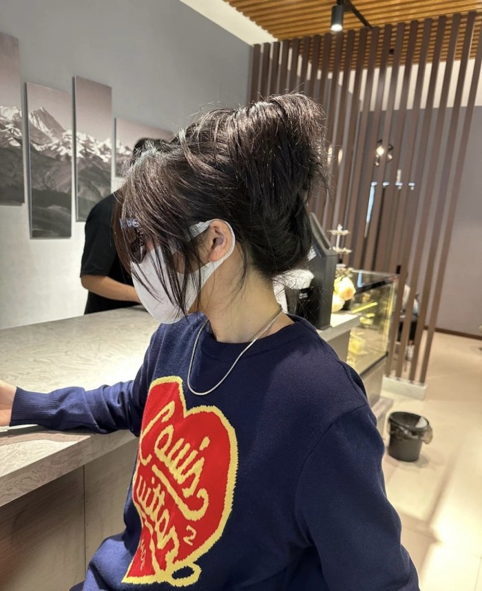 Clothes Louis Vuitton 1035