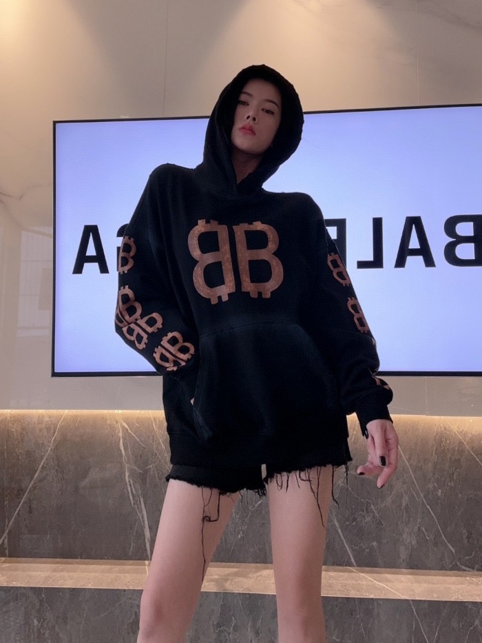 Clothes Balenciaga 751