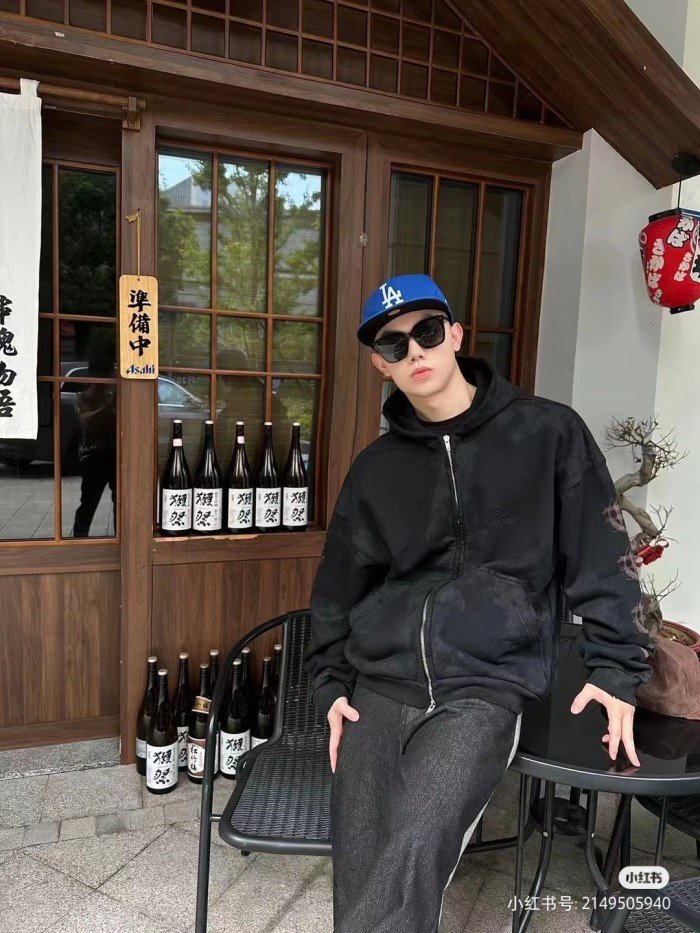 Clothes Balenciaga 753