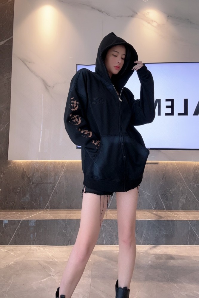 Clothes Balenciaga 753