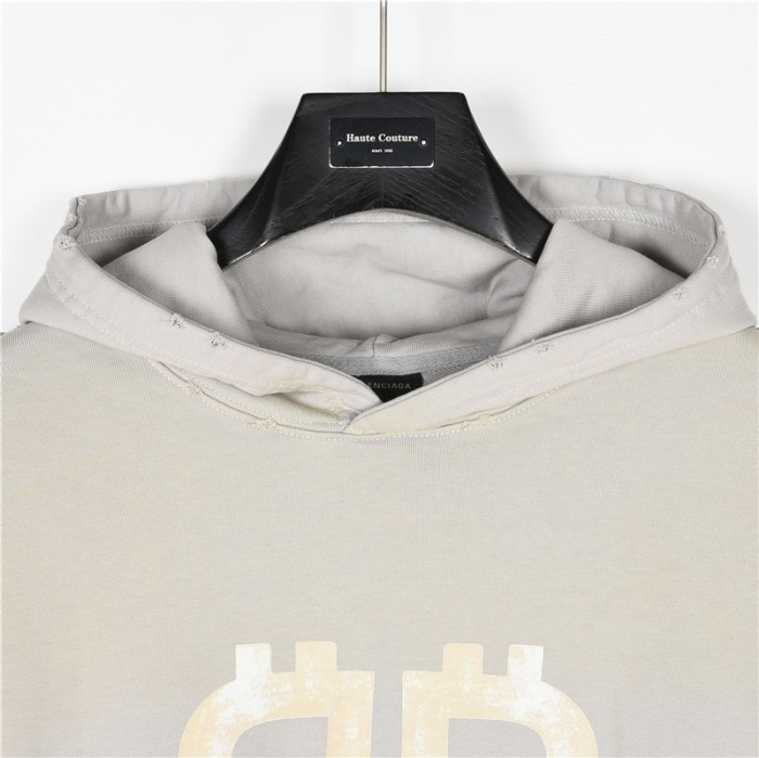 Clothes Balenciaga 752