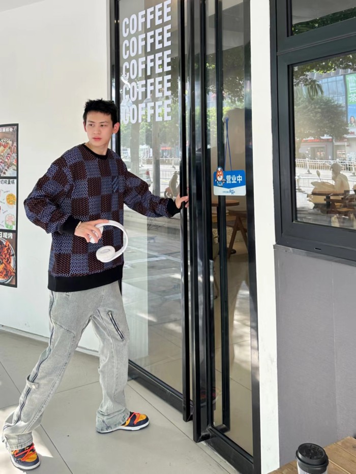 Clothes Louis Vuitton 1046