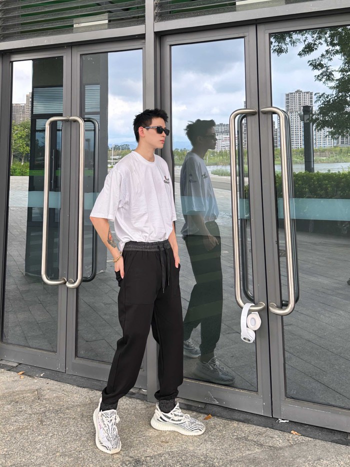 Clothes Louis Vuitton 1048