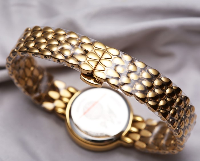 Watches OMEGA 318001 size:28*8 mm