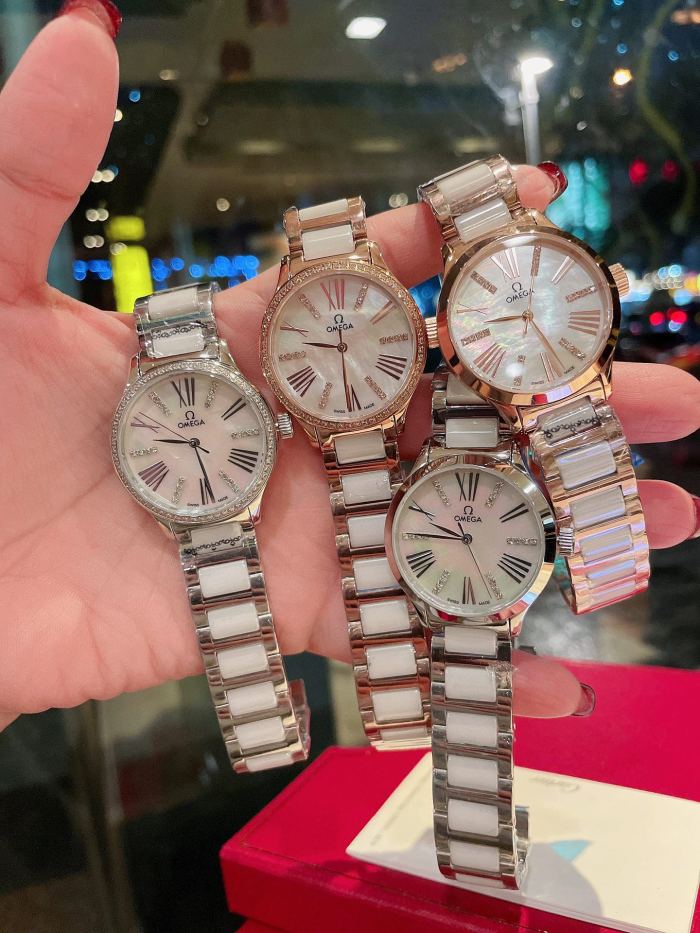 Watches OMEGA 317714 size:32*8 mm