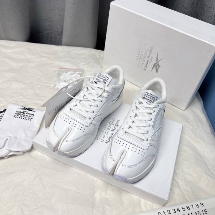 Reebok Classic Leather Tabi Project 0 CL Maison Margiela White