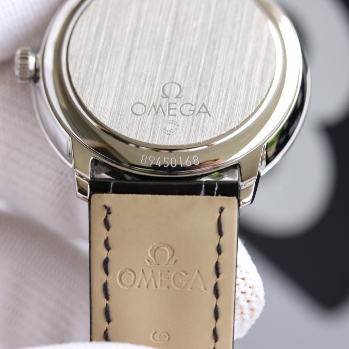 Watches OMEGA 89450168 size:39 mm