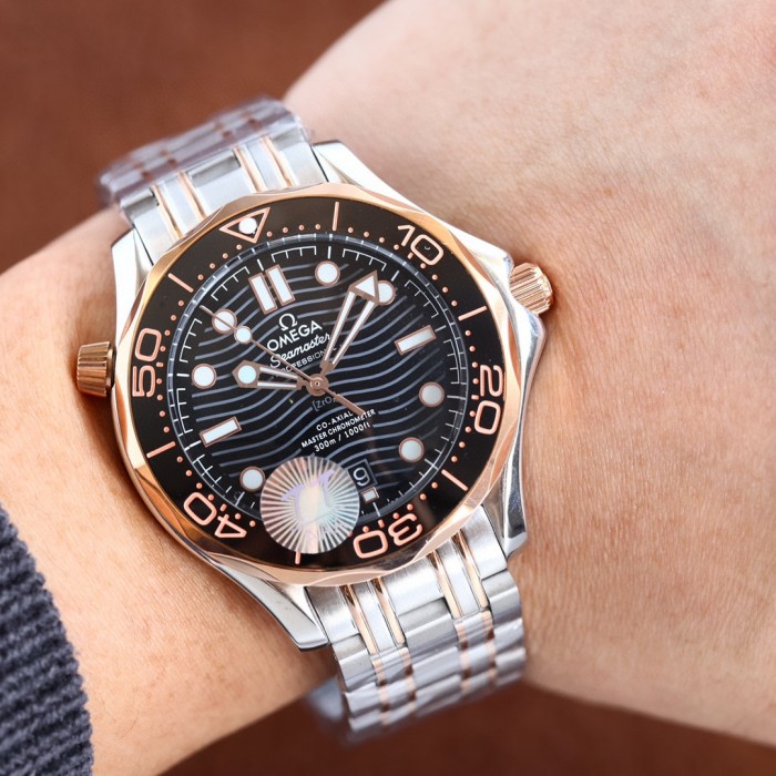 Watches OMEGA 317588 size:42*11 mm