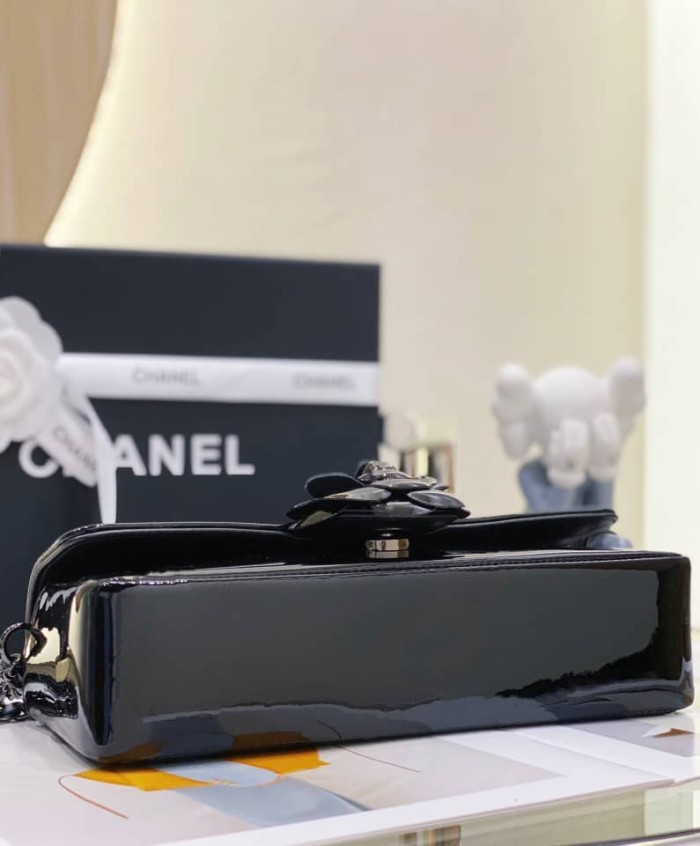 Handbag Chanel size 22