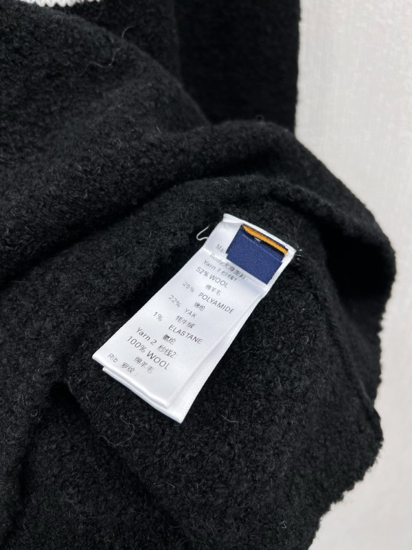 Clothes Louis Vuitton 1050