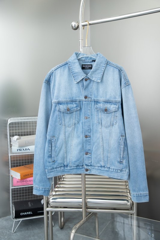 Clothes Balenciaga 761