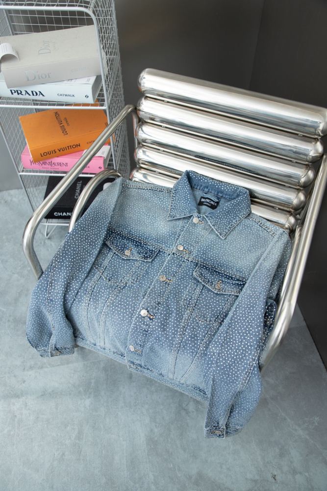 Clothes Balenciaga 762