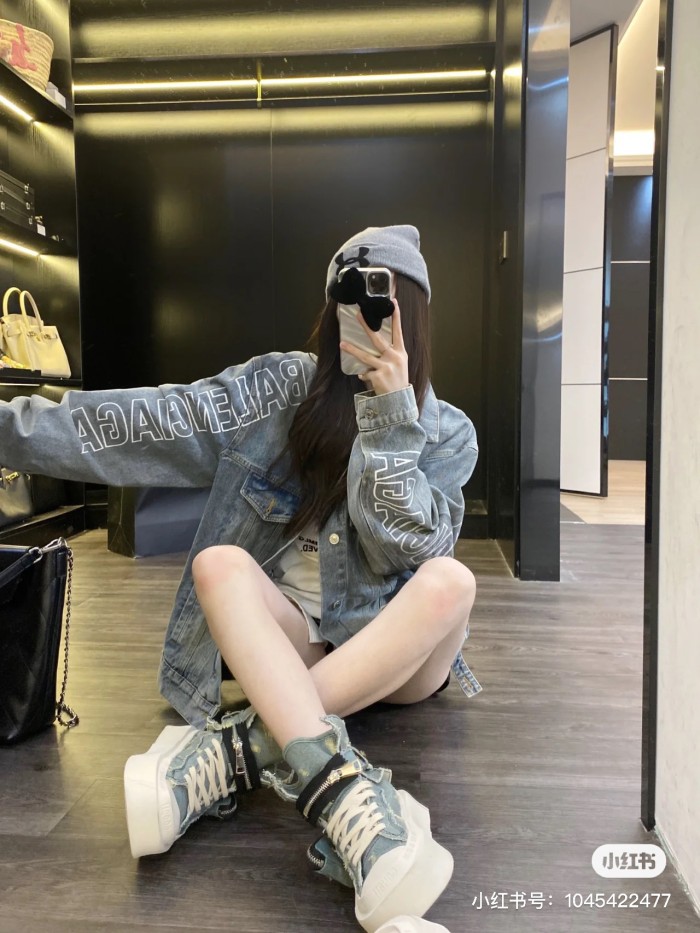 Clothes Balenciaga 763