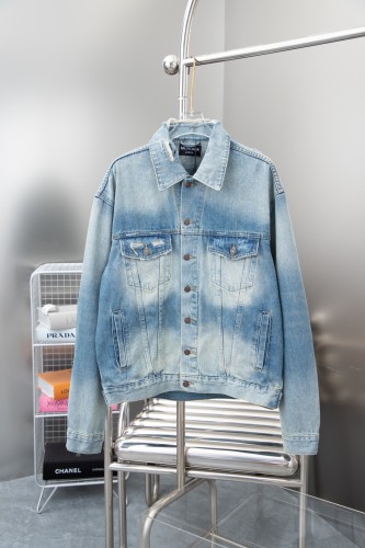 Clothes Balenciaga 760