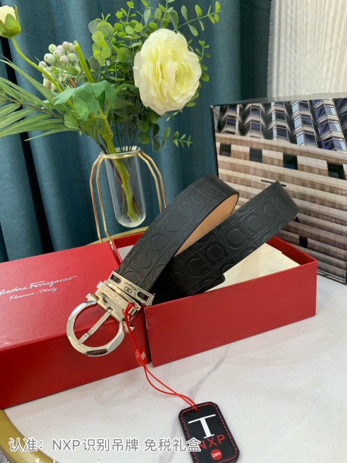 Streetwear Belt Ferragamo 319094 3.5cm