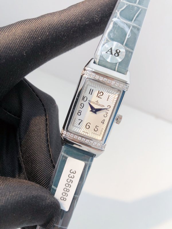 Watches Jaeger-LeCoultre 3356868 size:40.1*20 mm