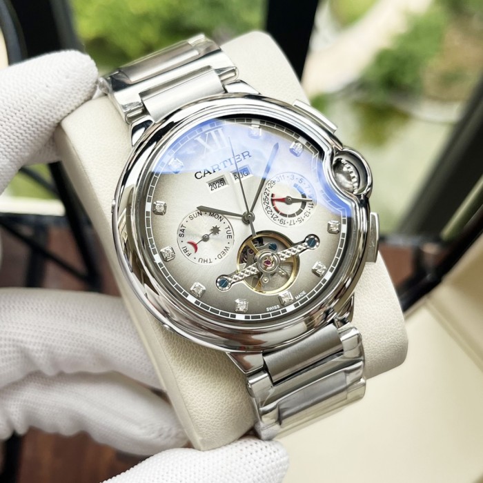 Watches Cartier 322118 size:44*12 mm