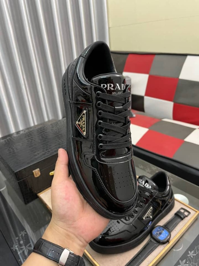 Prada Downtown patent leather sneakers Black