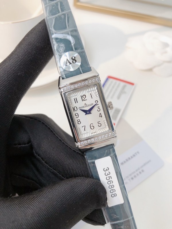 Watches Jaeger-LeCoultre 3356868 size:40.1*20 mm