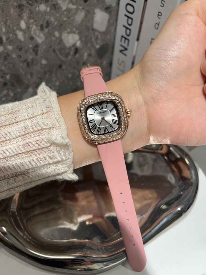 Watches Cartier 322185 size:40 mm