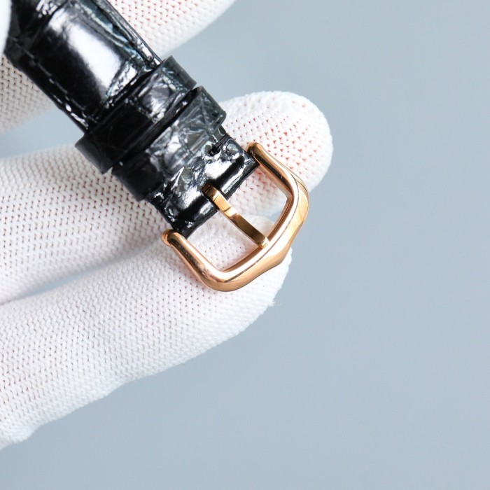 Watches Cartier 322114size:33 mm