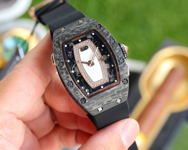 Watches Richard Mille 322555 size:31*45 mm