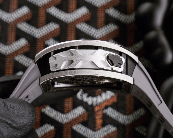 Watches Richard Mille 322509 size:43*50 mm