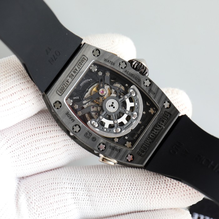 Watches Richard Mille 322569 size:31*45*12 mm
