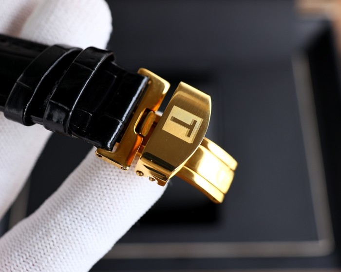 Watches Tissot 322409 size:42 mm