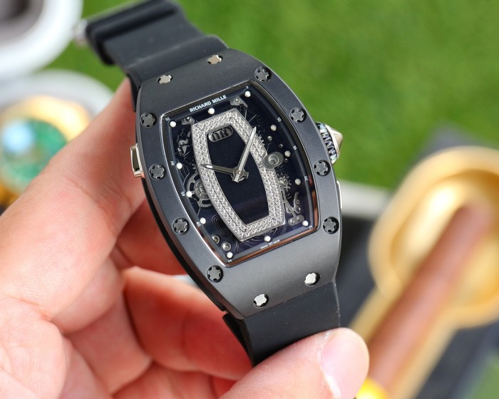 Watches Richard Mille 322557 size:31*45 mm