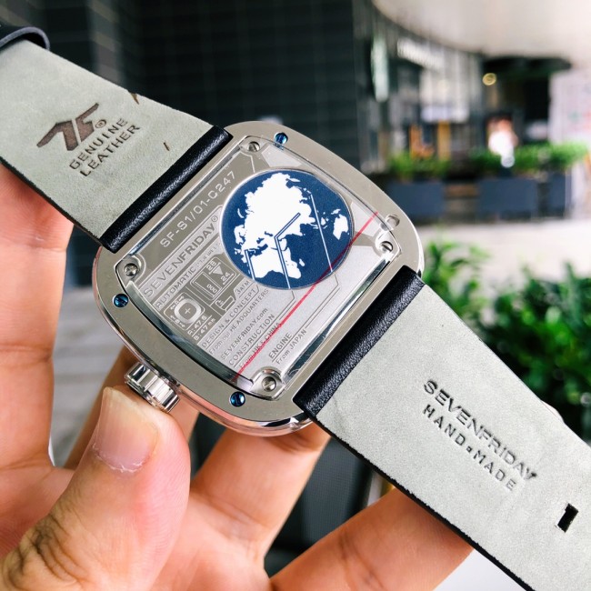 Watches Seven Friday 322830 size:47 mm