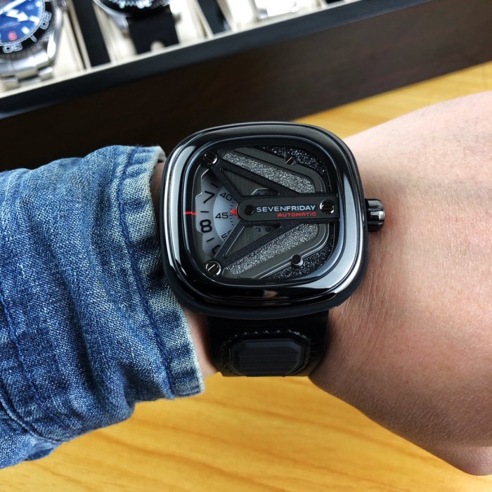 Watches Seven Friday 322762 size:47*13 mm