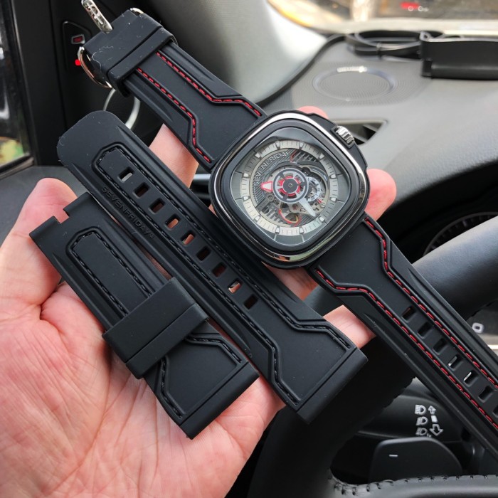 Watches Seven Friday 322783 size:47*13 mm