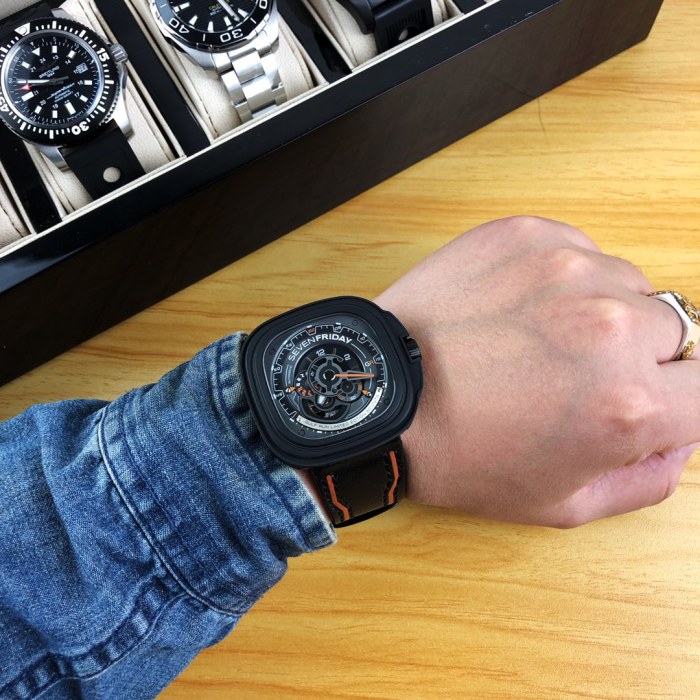 Watches Seven Friday 322821 size:47*13 mm