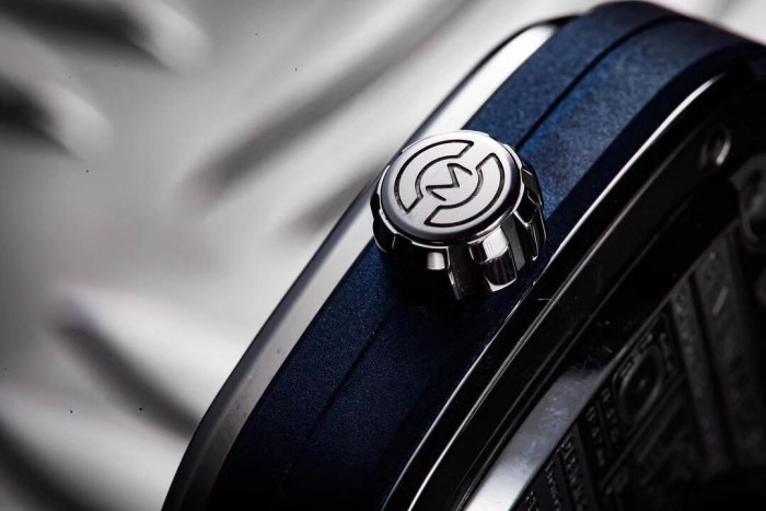 Watches Seven Friday 322771 size:47*13 mm